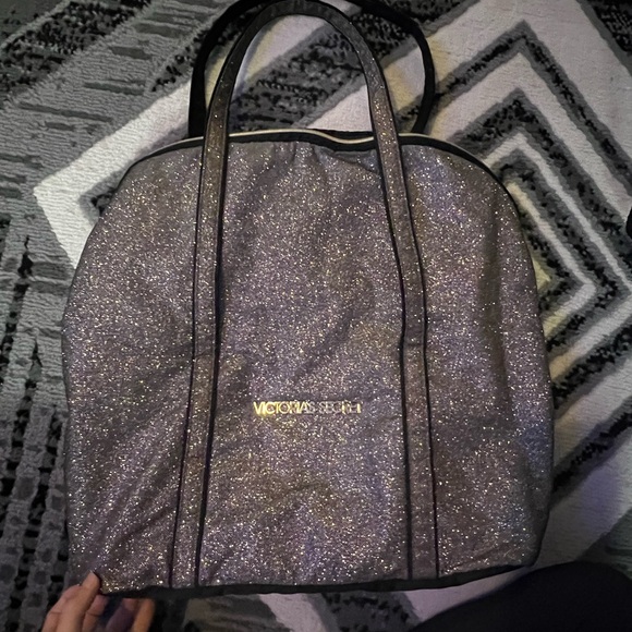 Victoria's Secret Glittering Gold Tote - Picture 5 of 8